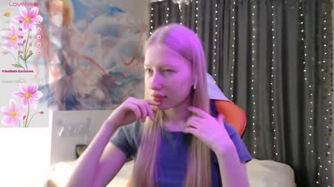 Lia online show from 01/26/25, 07:09