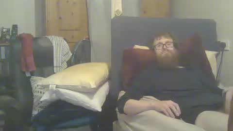 Snapshot of cs014g8493 chatting on 05/23/26, 01:00 chris online show from 05/23/26, 01:00