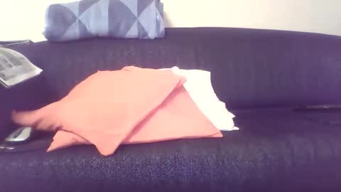 csikar1 online show from 11/17/25, 07:30