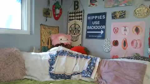 Snapshot of cu2sly chatting on 02/14/26, 09:44 online show from 02/14/26, 09:44