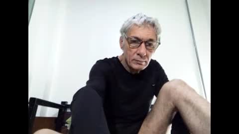 Snapshot of cucaio18 chatting on 03/09/25, 01:46 BIG UNCUT HARD COCK online show from 03/09/25, 01:46