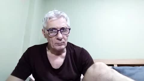 Snapshot of cucaio18 chatting on 10/30/25, 09:00 BIG UNCUT HARD COCK online show from 10/30/25, 09:00