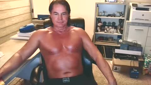 Yup... kinda old but Stop in and say hello online show from 07/12/26, 04:47