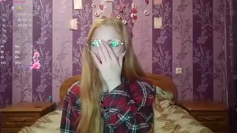 Sia online show from 11/23/25, 11:10