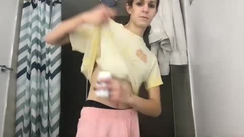 Snapshot of cuddleavenue chatting on 09/26/25, 01:20 cuddleavenue online show from 09/26/25, 01:20