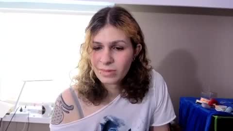 cuddleavenue online show from 06/12/26, 07:57