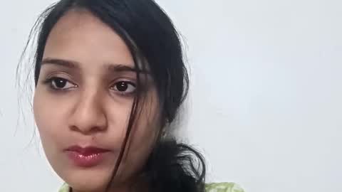 Snapshot of cuddlemuffins_3110 chatting on 12/05/25, 11:30 cuddlemuffins online show from 12/05/25, 11:30