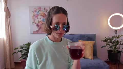 Leonela online show from 03/16/26, 05:17