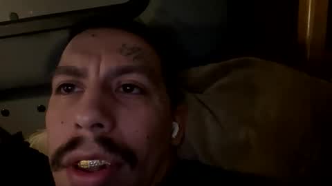 cuete2100 online show from 11/30/25, 06:17