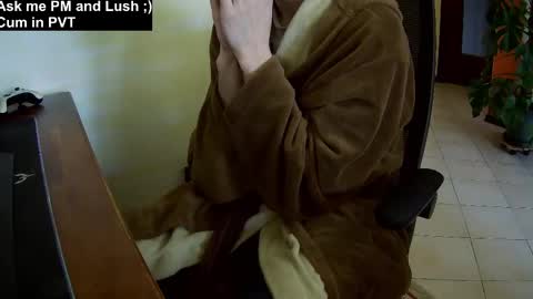 Snapshot of culonudo23 chatting on 01/20/25, 09:24 Leo online show from 01/20/25, 09:24