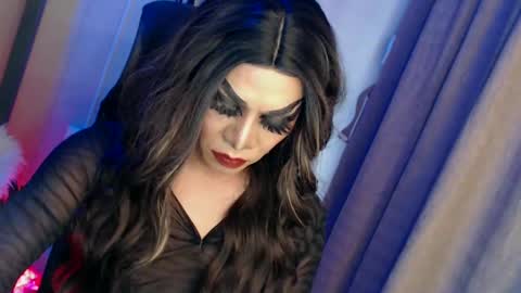 CUMMELA SLUTI online show from 03/11/25, 01:05