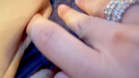 im KIM new girl to spoil online show from 09/25/25, 09:46