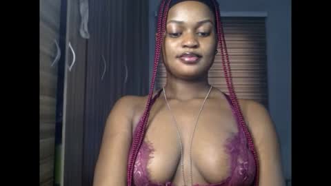Snapshot of cum_ebony_petitxx chatting on 01/17/26, 07:46 cath online show from 01/17/26, 07:46
