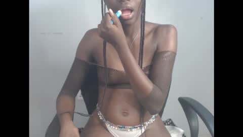 Snapshot of cum_ebony_xsecret chatting on 09/15/25, 07:30 sophie online show from 09/15/25, 07:30