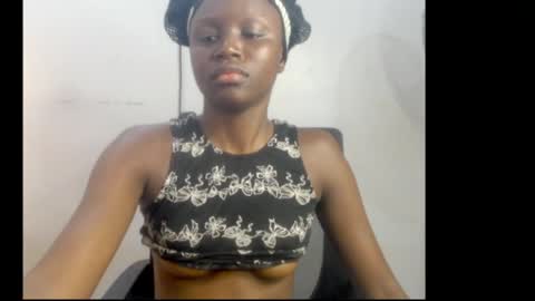 sophie online show from 04/13/26, 06:19