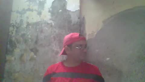 Snapshot of cum_l chatting on 12/20/25, 02:57 Noha online show from 12/20/25, 02:57