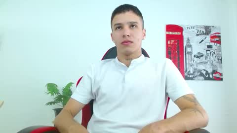 cumandres online show from 12/04/25, 02:48