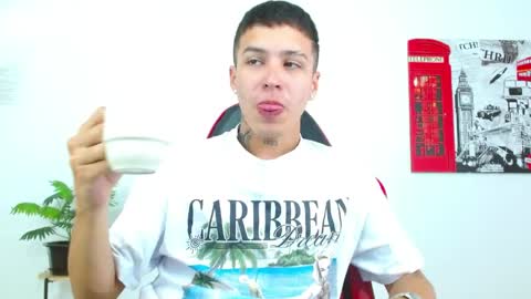 cumandres online show from 03/30/26, 02:29