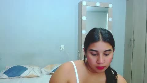 Snapshot of cumb0y_squirtgirl chatting on 07/05/26, 05:36 Pablo and emma online show from 07/05/26, 05:36