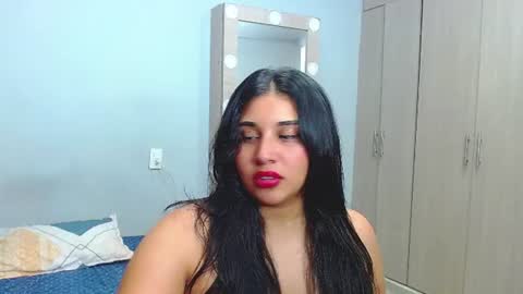 Snapshot of cumb0y_squirtgirl chatting on 07/08/26, 01:43 Pablo and emma online show from 07/08/26, 01:43
