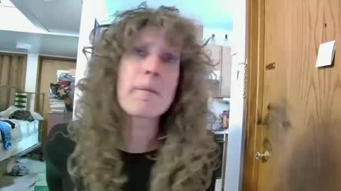 Snapshot of cumfornikki chatting on 01/25/25, 07:49 Nikki online show from 01/25/25, 07:49