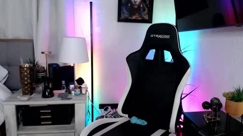 cumguzzlingskank online show from 03/07/26, 01:13