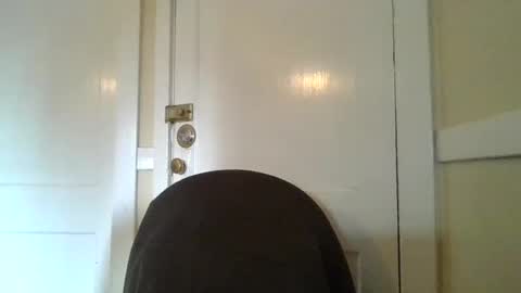 Snapshot of cuminmypants87 chatting on 10/14/25, 01:12 cuminmypants87 online show from 10/14/25, 01:12