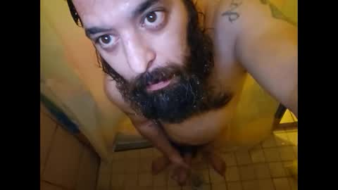 Snapshot of cummachine2022 chatting on 01/17/25, 06:23 cummachine2022 online show from 01/17/25, 06:23