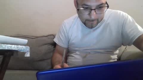 Snapshot of cummachine2022 chatting on 03/05/25, 01:52 cummachine2022 online show from 03/05/25, 01:52