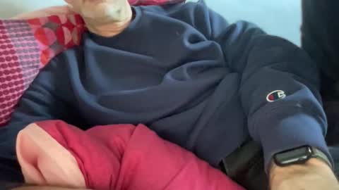 Snapshot of cumminglater chatting on 02/25/26, 12:37 cumminglater online show from 02/25/26, 12:37