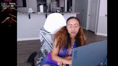 Snapshot of cumplzqueen chatting on 06/23/26, 07:01 Nia Reese online show from 06/23/26, 07:01