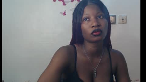 Zara online show from 03/04/26, 12:05