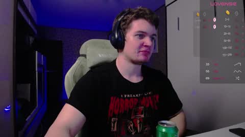 Snapshot of cumzan_ chatting on 02/01/25, 07:13 Tarzan online show from 02/01/25, 07:13