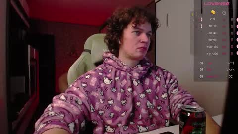 Snapshot of cumzan_ chatting on 09/25/25, 10:57 Tarzan online show from 09/25/25, 10:57