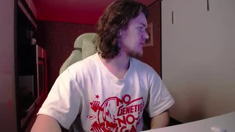 Snapshot of cumzan_ chatting on 01/09/26, 10:33 Tarzan online show from 01/09/26, 10:33