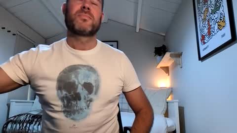 Snapshot of cupcakecreampie chatting on 10/16/25, 08:48 Adam online show from 10/16/25, 08:48