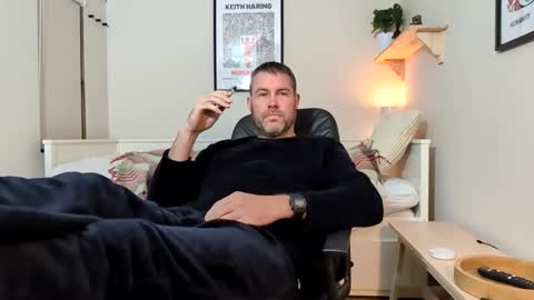 Snapshot of cupcakecreampie chatting on 11/03/25, 01:19 Adam online show from 11/03/25, 01:19