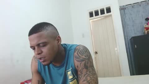 Snapshot of cuplex_hotlatina94 chatting on 12/16/24, 10:08 dominic and julieta... independent models online show from 12/16/24, 10:08