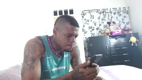 Snapshot of cuplex_hotlatina94 chatting on 01/20/25, 10:29 dominic and julieta... independent models online show from 01/20/25, 10:29