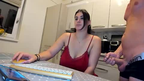 maria  alex online show from 09/23/25, 09:07