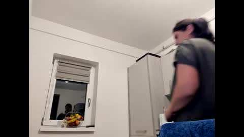 maria  alex online show from 10/09/25, 09:02