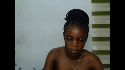 Snapshot of cupxcakex chatting on 06/11/26, 02:53 cupxcakex online show from 06/11/26, 02:53