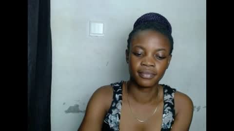 Snapshot of cupxcakex chatting on 07/10/26, 03:25 cupxcakex online show from 07/10/26, 03:25