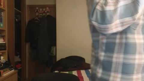 curiosillo1983 online show from 02/25/26, 03:43