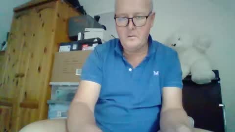 curiousax77 online show from 11/24/25, 01:00