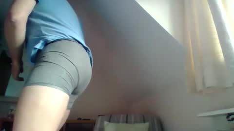 curiousax77 online show from 12/16/25, 01:16