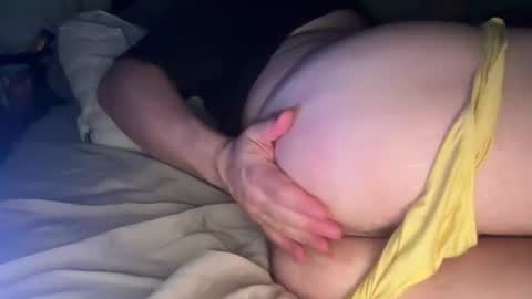 Snapshot of curiousguy8807 chatting on 04/15/26, 05:25 curiousguy8807 online show from 04/15/26, 05:25