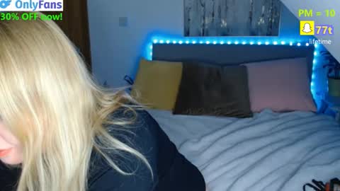 FREE Instagram dancingneighbour online show from 02/03/26, 04:54