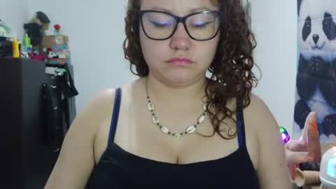 Vannesa online show from 06/25/26, 02:11