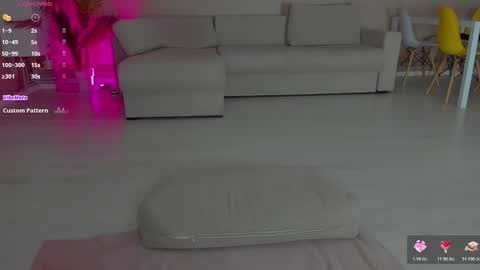 Antonia online show from 10/18/25, 09:59